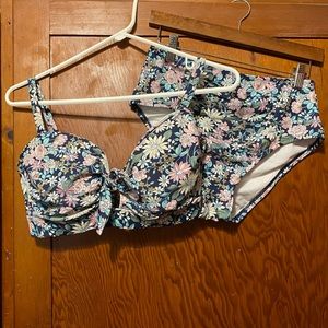 High waisted bikini set